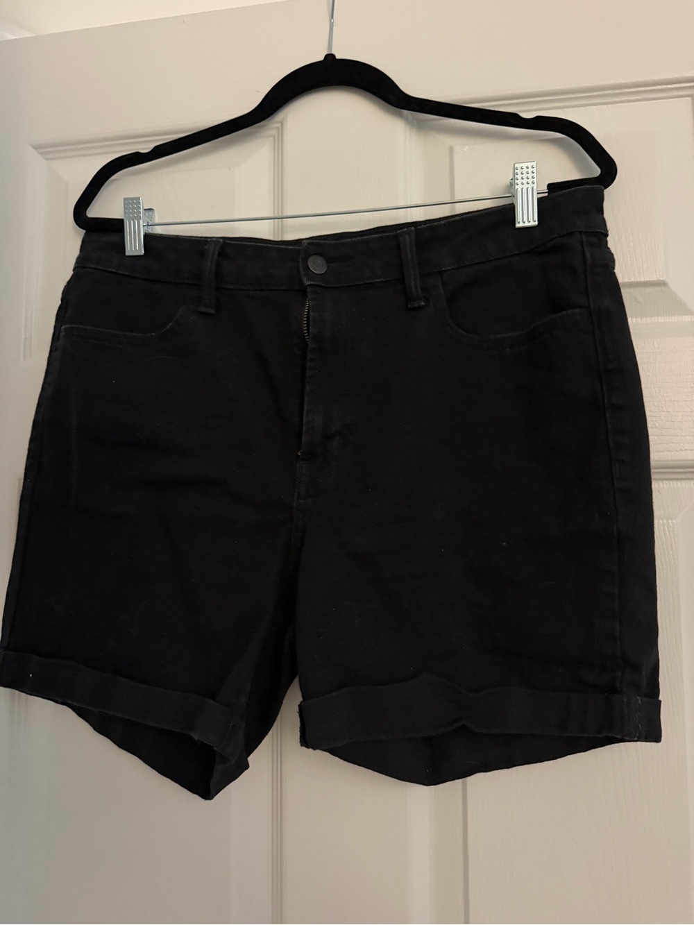 Old Navy WOW 4” Shorts